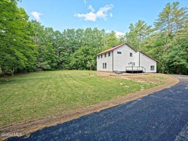 House for sale in Greenfield Center