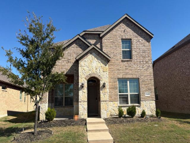 House for sale in The Columns, Celina
