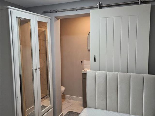 Studio to rent in North Tipperary