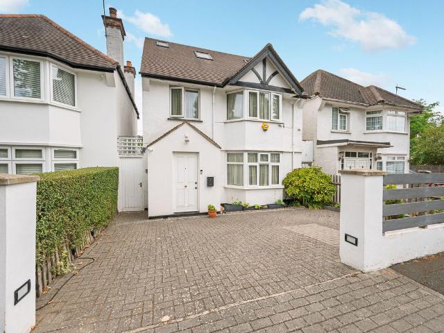 House for rent in Childs Hill, Greater London