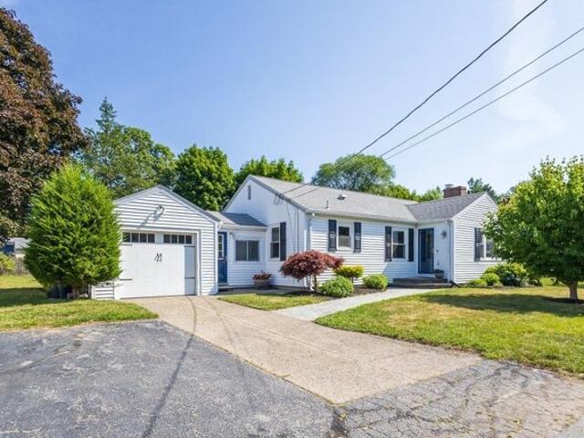 House for sale in Cumberland, Rhode Island