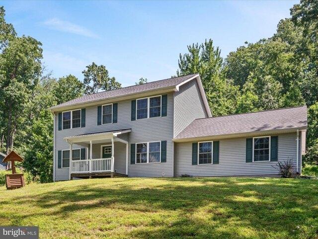House for sale in Front Royal