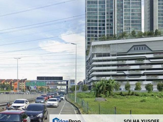 Shop for sale in Petaling, Damansara Damai