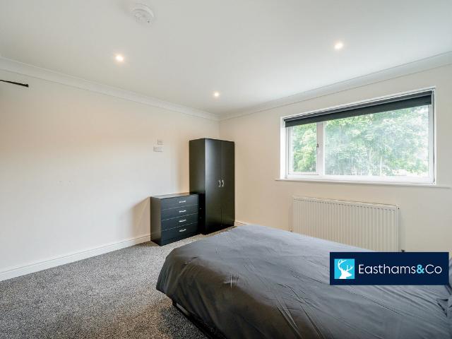 Room for rent in Higher Bartle, Lancashire