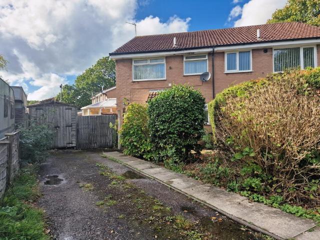 House for rent in Ingol, Preston
