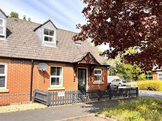 House for sale in Greenfields, Frankwell