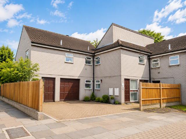 House for rent in London Borough of Ealing, Greenford