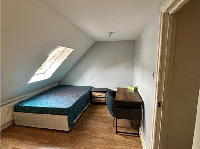 Room for rent in London Borough of Ealing, Greater London