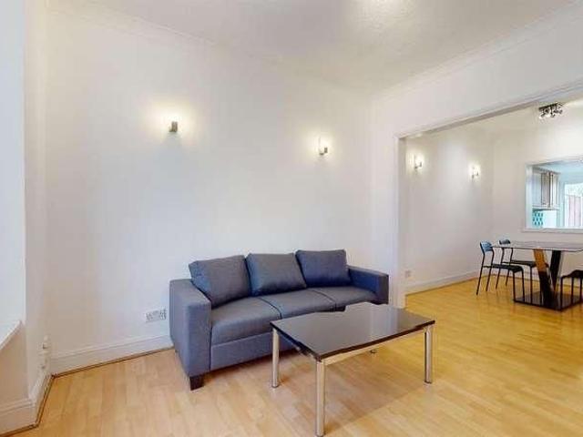 House for rent in London Borough of Harrow, Greater London