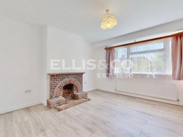 House for rent in London Borough of Ealing, Greenford