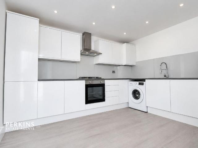 Apartment for rent in London Borough of Ealing, Greater London