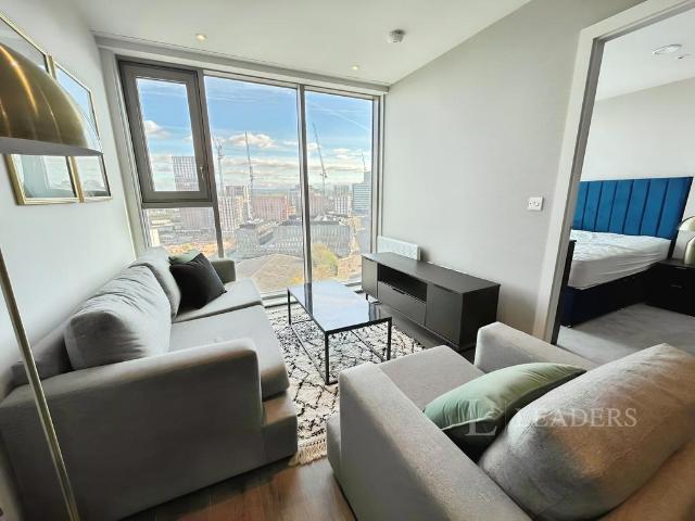 Apartment for rent in City Centre, Salford