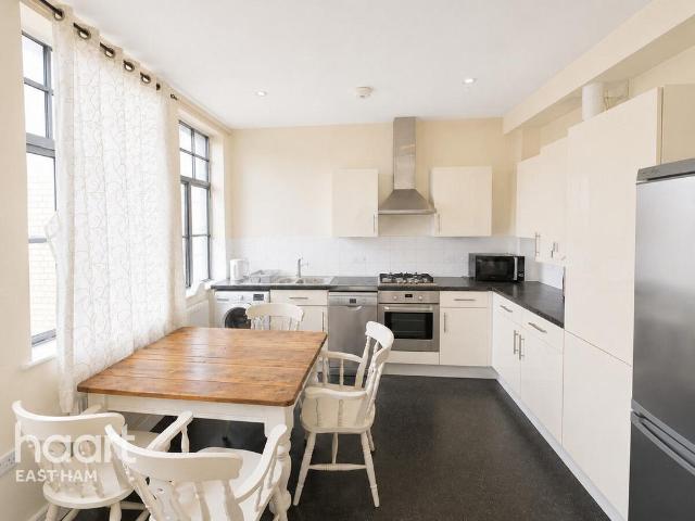 Apartment for rent in London Borough of Newham, Greater London