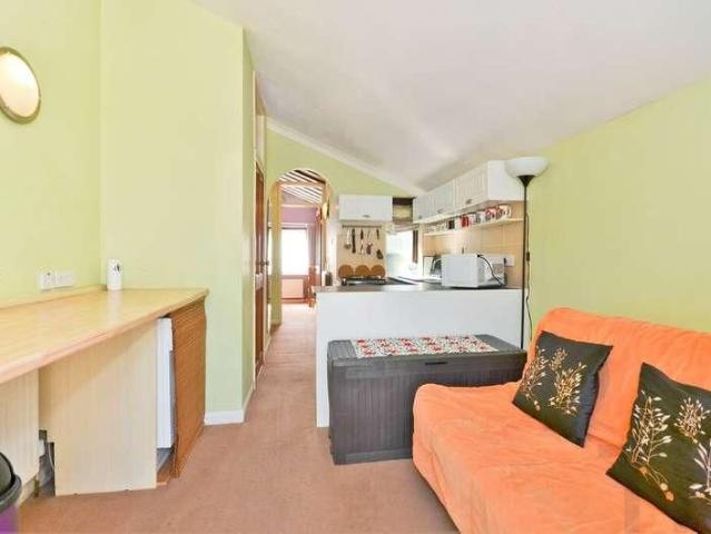 Studio for rent in Nettlestone, Isle Of Wight