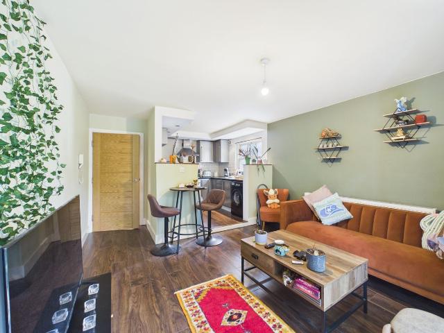 Apartment for rent in Calderstones