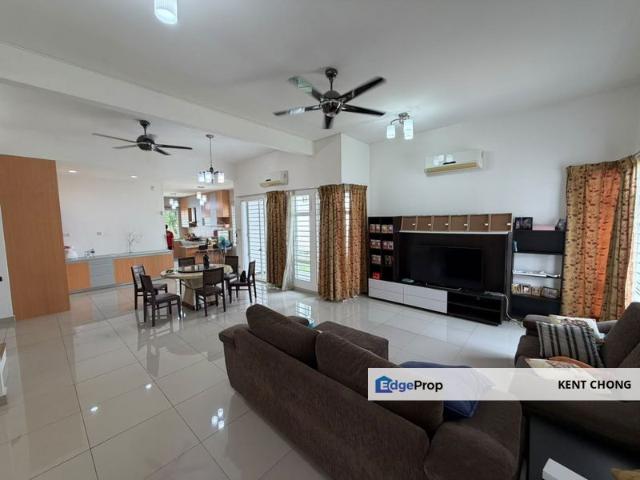 House for sale in Kampung Tekek, Tioman
