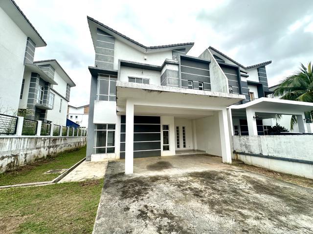 Residential House for sale in Petaling, Alam Impian