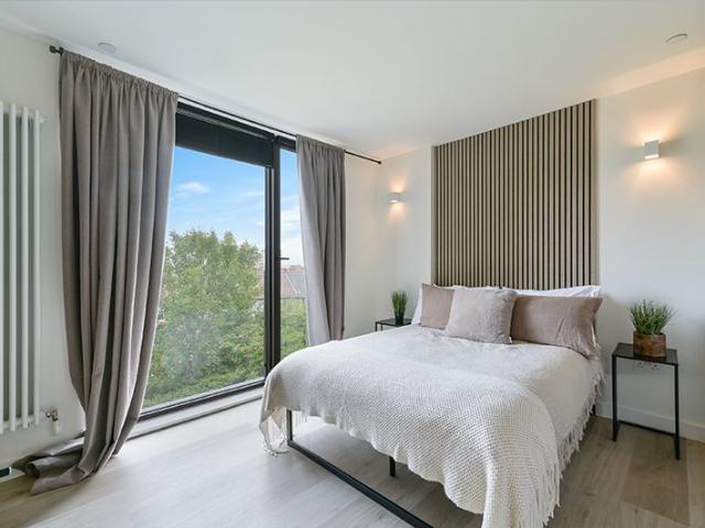 Studio for rent in Wealdstone, Greater London