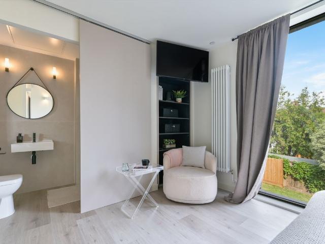 Studio for rent in Greenhill, Greater London
