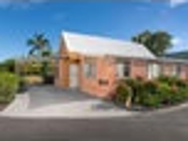 House for rent in Paremoremo, Oroua County