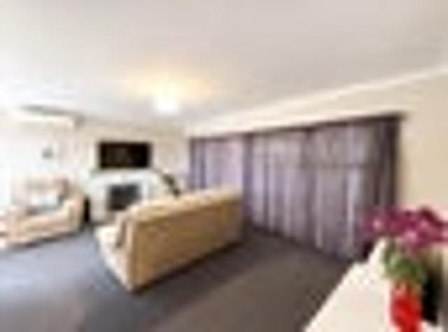 House for rent in Cuthill, Upper Harbour