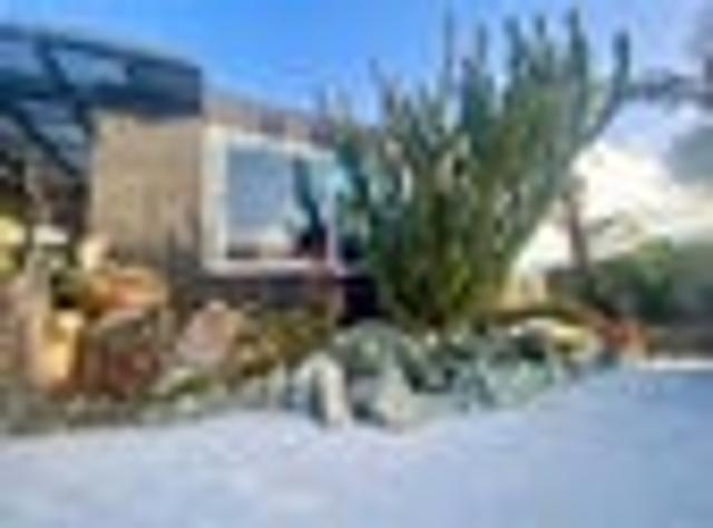 House for rent in Paremoremo