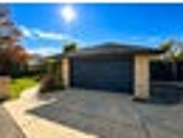 House for rent in Paremoremo