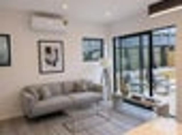House for rent in Paremoremo, Oroua County