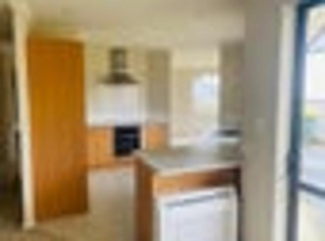 House for rent in Paremoremo