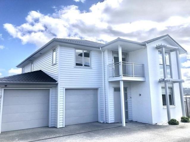 House for rent in Paremoremo, Oroua County
