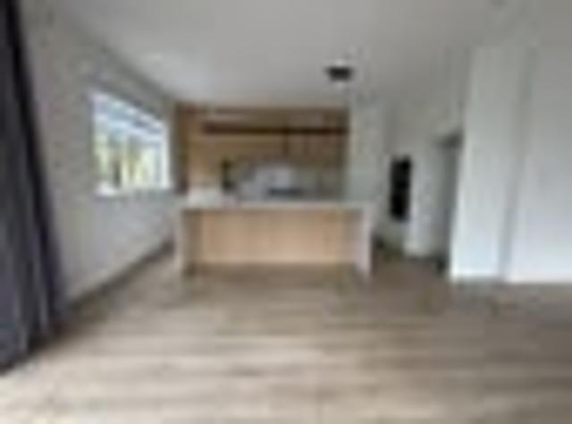 House for rent in Paremoremo, Oroua County