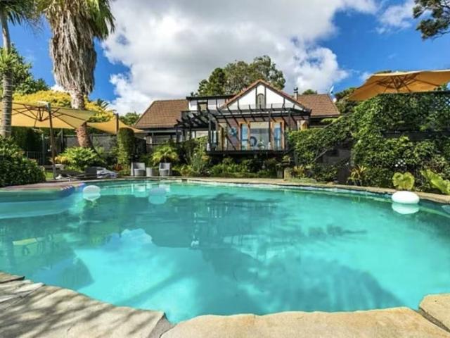 House for rent in Upper Harbour, Paremoremo
