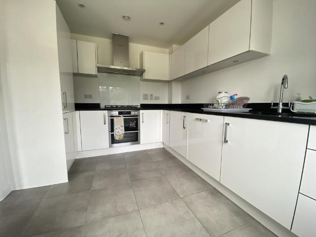 House for rent in Stone, Monks Orchard