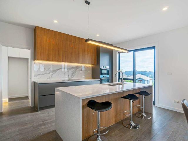 House for rent in Upper Harbour, Paremoremo