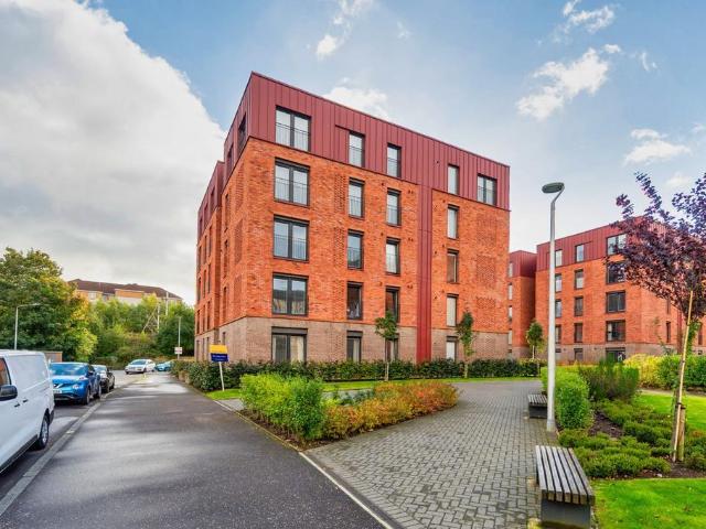 Apartment for rent in New Cathcart, Glasgow