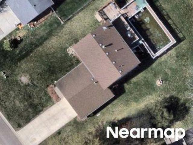 House for sale in Lakeville