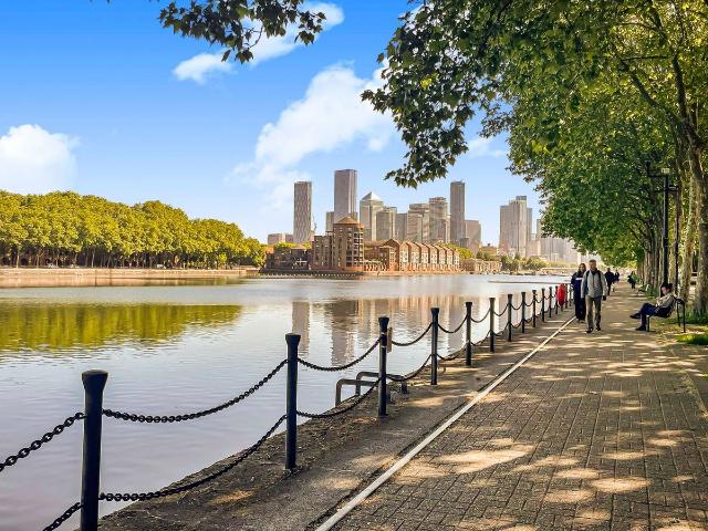 Apartment for rent in Rotherhithe, Greater London