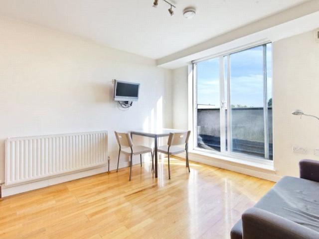 Apartment for rent in London Borough of Camden, Greater London