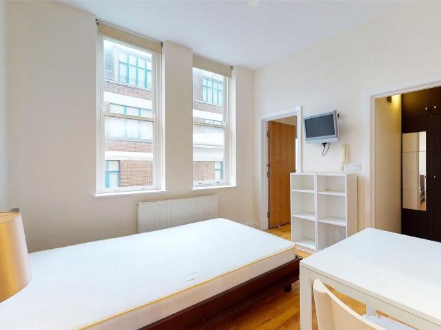 Apartment for rent in London Borough of Camden, Greater London