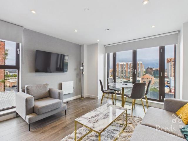 Apartment for rent in Cavern Quarter, Calderstones