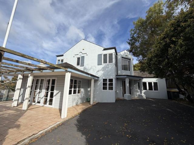 House for rent in Balmoral