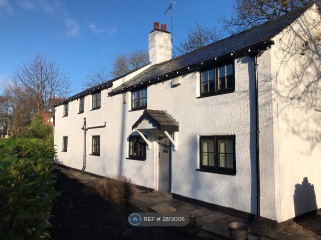 House for rent in Roe Green, Salford