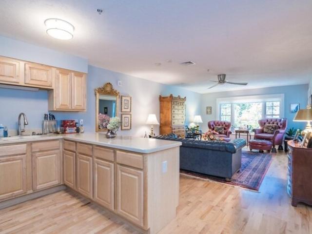 Condo for sale in Amherst, Hampshire County