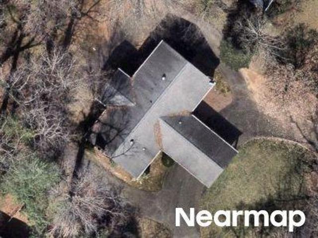 House for sale in Pfafftown, North Carolina