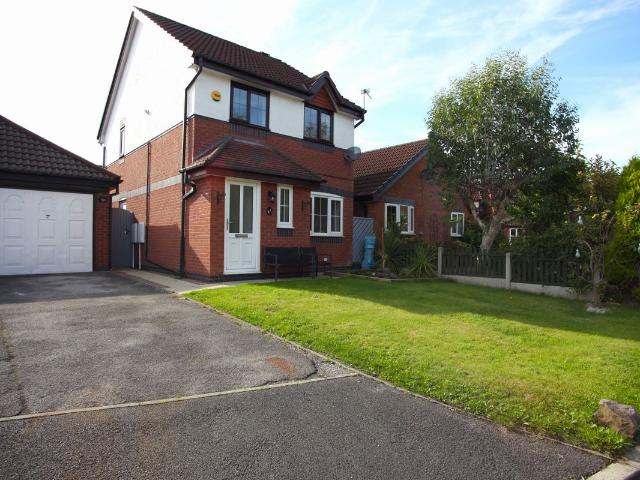House for rent in Ringley, Lee Bank