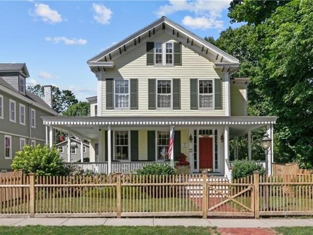 House for sale in Newport