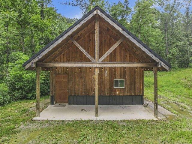 House for sale in Glouster, Ohio
