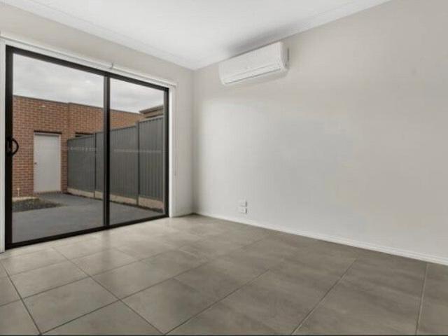 Room for rent in Camerons Creek, Victoria