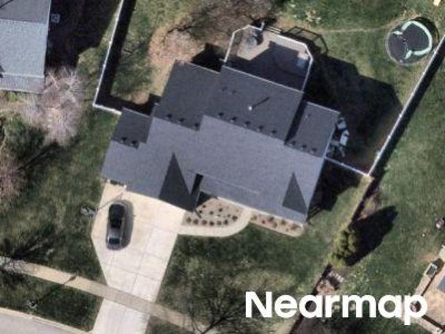 House for sale in Oswego