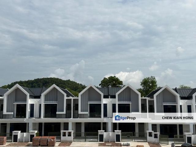 House for sale in Pulai, Bukit Ledang